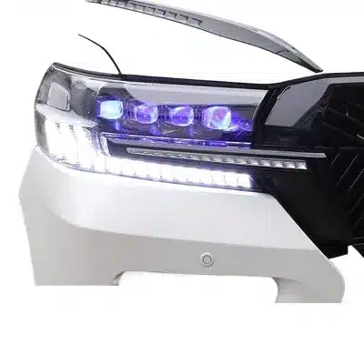 Applicable to 08-23 Landkuloze headlight assembly LC300 elevated with LED lens high headlight modification Applicable to 08-23 Landkuloze headlight assembly LC300 elevated with LED lens high headlight modification