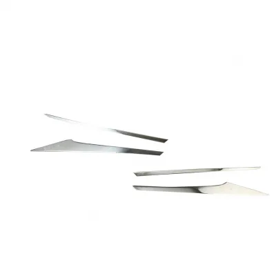 Front Headlight Eyelid Trim Covers for Toyota Prius Alpha ZVW40 ZVW41 Exterior Decoration Accessories Front Headlight Eyelid Trim Covers for Toyota Prius Alpha ZVW40 ZVW41 Exterior Decoration Accessories