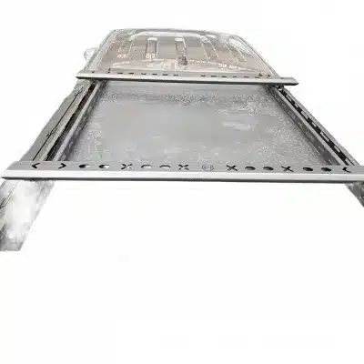 Heavy-Duty Aluminum Alloy Roof Rack Cross Bars for Toyota Hilux Revo Tri-Fold Canopy and Pickup Bed Covers Heavy-Duty Aluminum Alloy Roof Rack Cross Bars for Toyota Hilux Revo Tri-Fold Canopy and Pickup Bed Covers