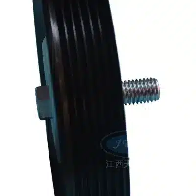 Jiangxi Isuzu Tensioner Pulley Assembly for JE4D25 2.5L Diesel Engine (Ruimai/Lingtuo) Jiangxi Isuzu Tensioner Pulley Assembly for JE4D25 2.5L Diesel Engine (Ruimai/Lingtuo)