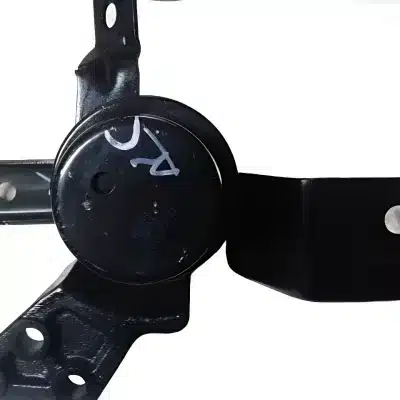 Foton Midi Right Side Engine Mount – Part No. ZD2905013-0078-001 Foton Midi Right Side Engine Mount – Part No. ZD2905013-0078-001