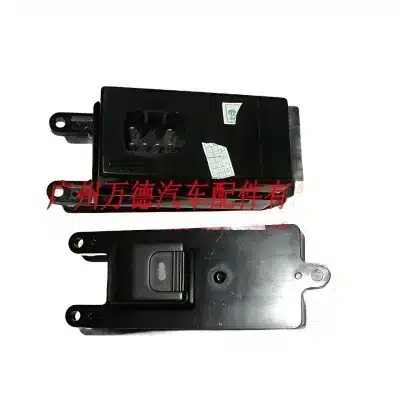 Foton Sup Rear Left Door Window Switch Assembly (Part No. 3746020-0813-001) Foton Sup Rear Left Door Window Switch Assembly (Part No. 3746020-0813-001)