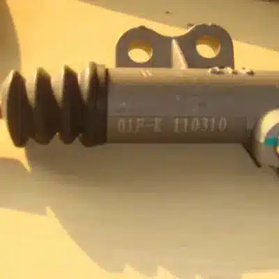 Huanghai Landscape Clutch Slave Cylinder Assembly – Part 1602510-0435-002 Huanghai Landscape Clutch Slave Cylinder Assembly – Part 1602510-0435-002