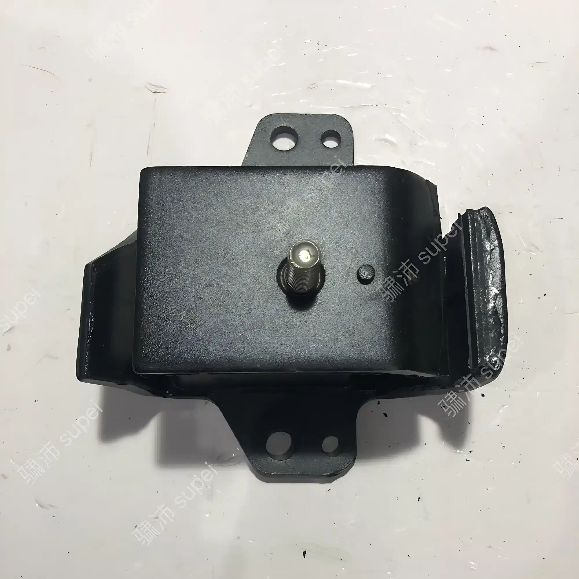 ZNA Engine Mount Right Side for Nissan Rich P31 (OEM 11210-P3100)