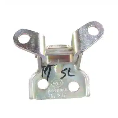GWM Sailor Rear Right Lower Door Hinge Assembly (6106010-0063-001) GWM Sailor Rear Right Lower Door Hinge Assembly (6106010-0063-001)
