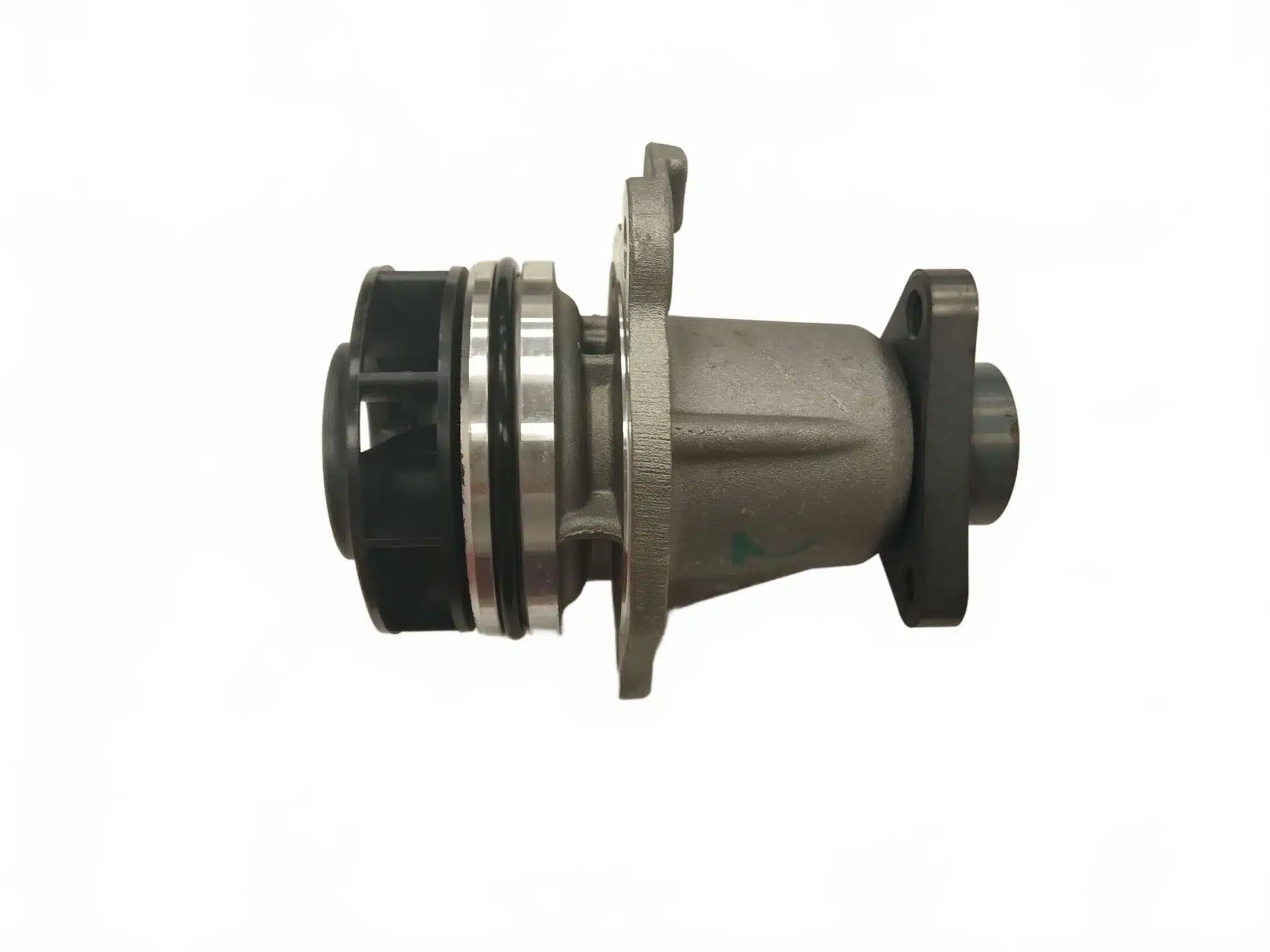 Renault-Nissan Water Pump Assembly for M9T-60A 2.3L Diesel Engine (1307010-FD2301)