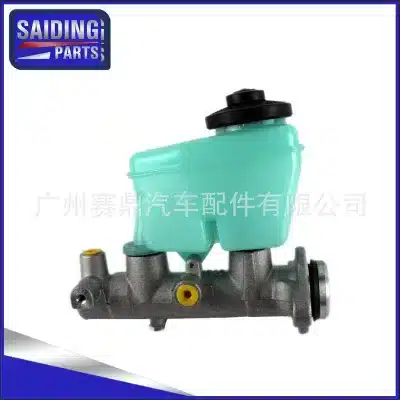 Brake Master Cylinder Assembly 47201-60832 for Toyota Land Cruiser GRJ79R 2007-Present Brake Master Cylinder Assembly 47201-60832 for Toyota Land Cruiser GRJ79R 2007-Present