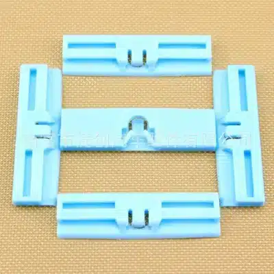 Front Windshield Molding Clip Trim Fastener for Toyota Prado 2700 4000 GRJ150 75545-53011 75545-53010 Front Windshield Molding Clip Trim Fastener for Toyota Prado 2700 4000 GRJ150 75545-53011 75545-53010