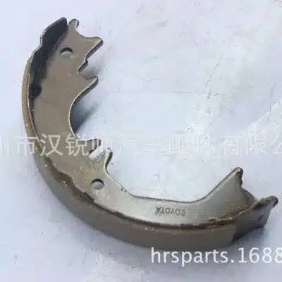 Rear Parking Emergency Brake Shoes Set for Toyota Land Cruiser 100 series & Lexus LX470 46550-60060 Rear Parking Emergency Brake Shoes Set for Toyota Land Cruiser 100 series & Lexus LX470 46550-60060