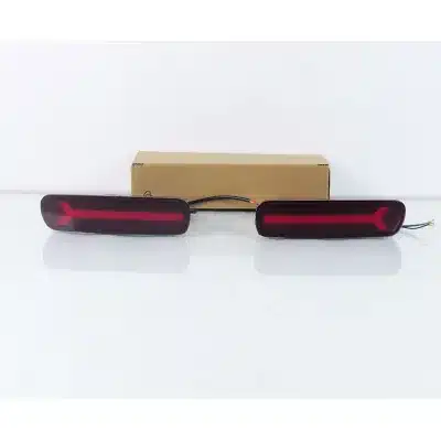 Rear Bumper LED Brake Tail Light Assembly for Toyota Land Cruiser LC100 1998-2007 Lexus LX470, Red Lens 3-Function Lamp Rear Bumper LED Brake Tail Light Assembly for Toyota Land Cruiser LC100 1998-2007 Lexus LX470, Red Lens 3-Function Lamp