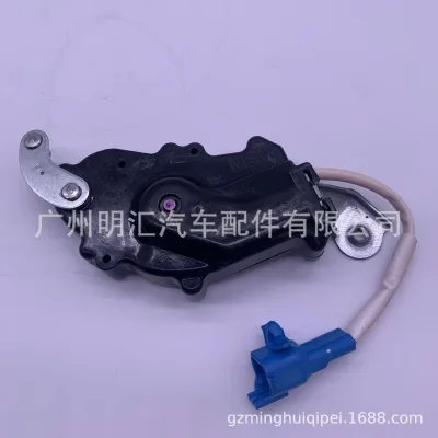 Rear Left Door Lock Actuator Latch 69140-60040 for Toyota Land Cruiser LJ79 GRJ79 FZJ76 VDJ76 Rear Left Door Lock Actuator Latch 69140-60040 for Toyota Land Cruiser LJ79 GRJ79 FZJ76 VDJ76
