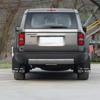 4PCS Red Splash Guards Mud Flaps Set with Logo for 2024 Toyota Prado LC250, Front and Rear 4PCS Red Splash Guards Mud Flaps Set with Logo for 2024 Toyota Prado LC250, Front and Rear