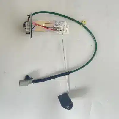Fuel Tank Sending Unit Oil Level Sensor 83320-69565 for Toyota Land Cruiser HZJ79
