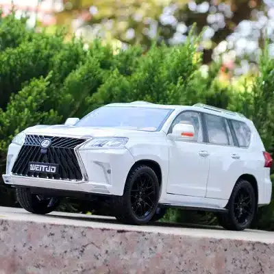 1/18 Scale Lexus LX570 Die-Cast Alloy Model Car, 6-Door Opening Simulation Off-Road Vehicle with Sound and Light 1/18 Scale Lexus LX570 Die-Cast Alloy Model Car, 6-Door Opening Simulation Off-Road Vehicle with Sound and Light