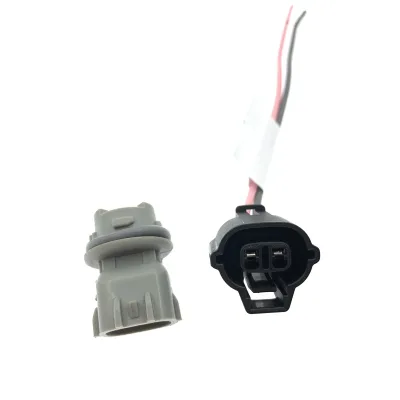 Fender Turn Signal Light Socket Holder with 2-Pin Connector Plug and White Bulb for Toyota Land Cruiser LC80 LC100 Camry Fender Turn Signal Light Socket Holder with 2-Pin Connector Plug and White Bulb for Toyota Land Cruiser LC80 LC100 Camry