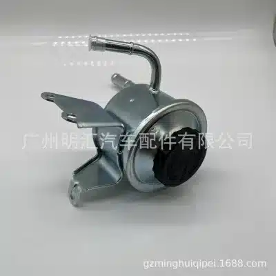 Power Steering Pump Reservoir Tank for Toyota Land Cruiser HZJ75 HZJ78 HDJ80, OE 44360-60101 44360-60100 Power Steering Pump Reservoir Tank for Toyota Land Cruiser HZJ75 HZJ78 HDJ80, OE 44360-60101 44360-60100