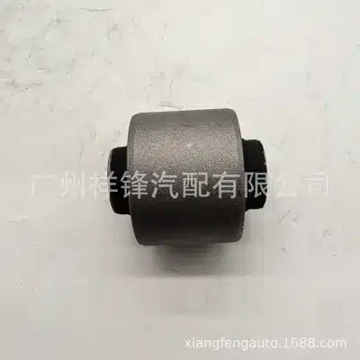 Front Lower Suspension Control Arm Bushing 48061-60050 for Toyota Land Cruiser HZJ79 FZJ79 Front Lower Suspension Control Arm Bushing 48061-60050 for Toyota Land Cruiser HZJ79 FZJ79