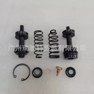 Brake Master Cylinder Plastic & Rubber Repair Kit for Toyota Land Cruiser HZJ79, Replaces 04493-60270 Brake Master Cylinder Plastic & Rubber Repair Kit for Toyota Land Cruiser HZJ79, Replaces 04493-60270