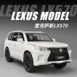 1:32 Lexus LX570 Die-Cast Alloy Model Car, Pull Back Toy with Sound and Light, 6 Openable Doors