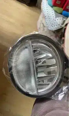 Front LED Fog Light Assembly with Daytime Running Lights (DRL) for Toyota Land Cruiser J70 LC70 LC71 LC76 LC78 LC79 Front LED Fog Light Assembly with Daytime Running Lights (DRL) for Toyota Land Cruiser J70 LC70 LC71 LC76 LC78 LC79