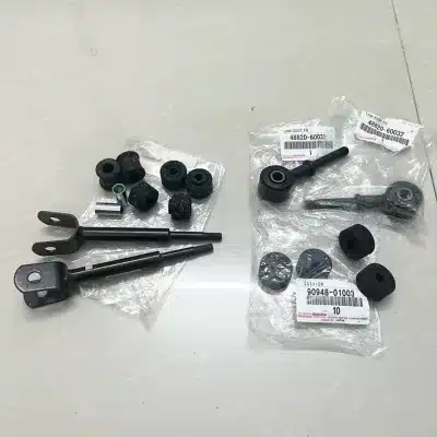 Front & Rear Stabilizer Sway Bar Link Bushing Set for Toyota Land Cruiser LC100 4500 4700 Lexus LX470 Front & Rear Stabilizer Sway Bar Link Bushing Set for Toyota Land Cruiser LC100 4500 4700 Lexus LX470