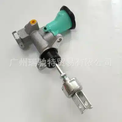 Clutch Master Cylinder 31410-60590 for Toyota Land Cruiser HZJ79 Pickup Truck, OE Replacement