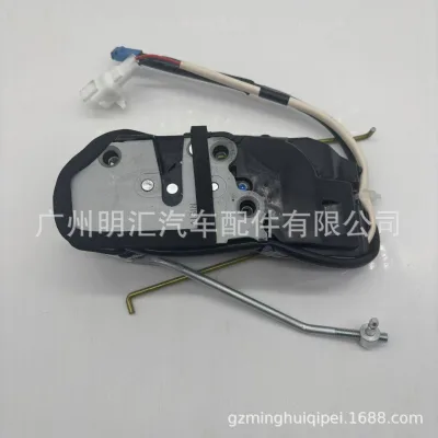 Rear Door Lower Lock Latch Assembly 69110-60071 for Toyota Land Cruiser HZJ76 GRJ78 Rear Door Lower Lock Latch Assembly 69110-60071 for Toyota Land Cruiser HZJ76 GRJ78