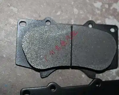 Front Brake Pads for Huanghai N2 N-Series Pickup – 3502035-0044-001 Front Brake Pads for Huanghai N2 N-Series Pickup – 3502035-0044-001