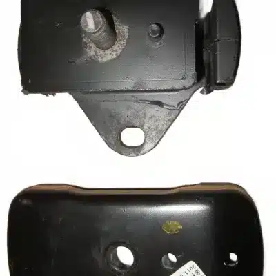 Jinbei Grand Hiace SY6480 Left Side Engine Mount – ZD2905013-0049-001 Jinbei Grand Hiace SY6480 Left Side Engine Mount – ZD2905013-0049-001