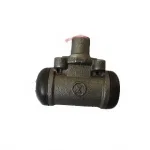 Rear Brake Wheel Cylinder for Nissan D22 Pickup – 44100-P2710