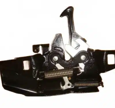 Huanghai Grand Tiger Engine Hood Lock Assembly – Part No. 8402030-0021-001 Huanghai Grand Tiger Engine Hood Lock Assembly – Part No. 8402030-0021-001