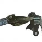 Huanghai N1 N-Series Pickup Engine Hood Hinge – Right Side (8402020-0035-001)