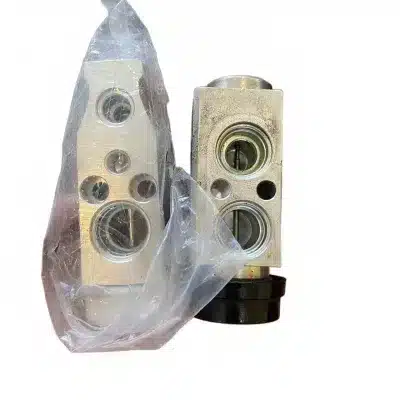 JMC AC Expansion Valve for JX4D20A6L 2.0L Diesel Engine (3745037-0004-001) JMC AC Expansion Valve for JX4D20A6L 2.0L Diesel Engine (3745037-0004-001)