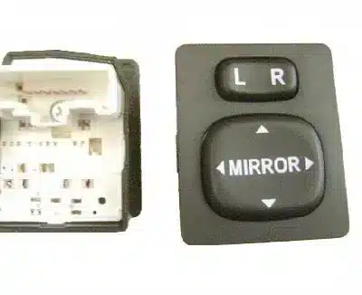 Haval H6 Rearview Mirror Switch Assembly – Part No. 3782100-V08 Haval H6 Rearview Mirror Switch Assembly – Part No. 3782100-V08