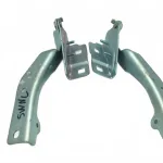 Right Engine Hood Hinge for Foton Sauvana – FS8402020-0554-001