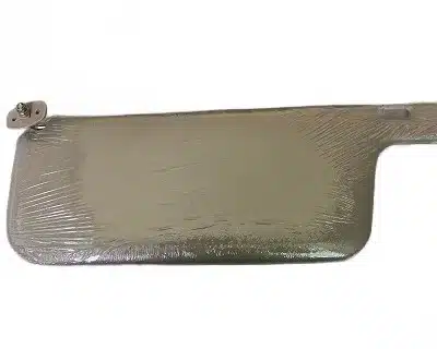 GWM Sailor Right Side Sun Visor Assembly – 8204100-00B GWM Sailor Right Side Sun Visor Assembly – 8204100-00B