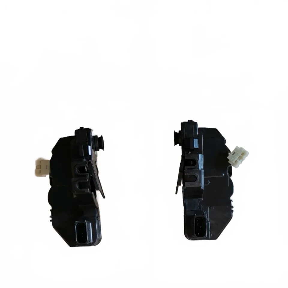 white_bg_a7352242d075461b86cfb3ec5be497ed.jpg