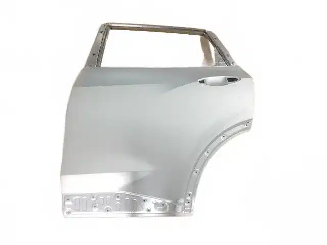 white_bg_aedd10a94a1a419bad54f70c0af0e0d3.jpg