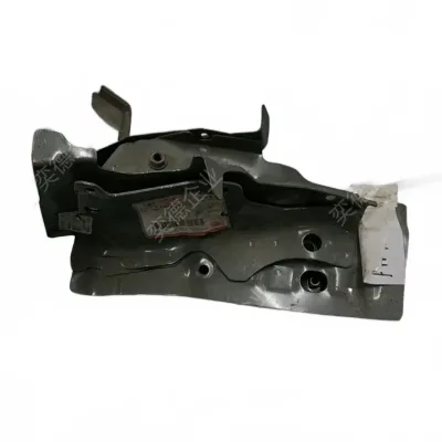 Haval H6 Engine Hood Hinge Bracket Left Side – 5301130XKZ16A Haval H6 Engine Hood Hinge Bracket Left Side – 5301130XKZ16A