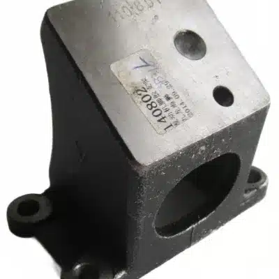 Joylong Commuter / Hiace Left Engine Mount Bracket – ZD1001020-0676-001 Joylong Commuter / Hiace Left Engine Mount Bracket – ZD1001020-0676-001