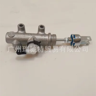 Clutch Master Cylinder 31420-60050 for Toyota Land Cruiser GRJ200 VDJ200 Series Clutch Master Cylinder 31420-60050 for Toyota Land Cruiser GRJ200 VDJ200 Series