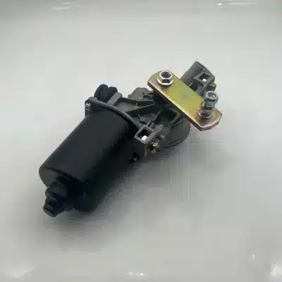 Front Windshield Wiper Motor 12V for Toyota Land Cruiser 200 Series GRJ/VDJ200 URJ202, Replaces 85110-60390 Front Windshield Wiper Motor 12V for Toyota Land Cruiser 200 Series GRJ/VDJ200 URJ202, Replaces 85110-60390