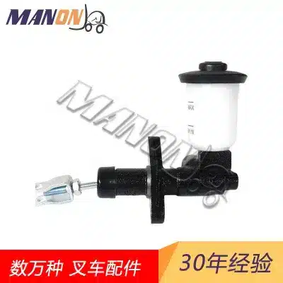 Clutch Master Cylinder Assembly 31520-23000-71 for Toyota, Nissan, Komatsu, Hyster, Yale Forklifts Clutch Master Cylinder Assembly 31520-23000-71 for Toyota, Nissan, Komatsu, Hyster, Yale Forklifts