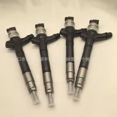 Fuel Injector 23670-51030 for Toyota Land Cruiser VDJ200 V8 1VD Diesel Engine Fuel Injector 23670-51030 for Toyota Land Cruiser VDJ200 V8 1VD Diesel Engine