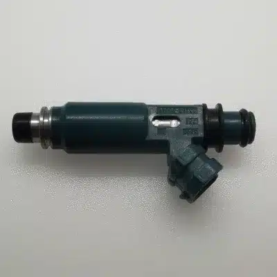 Fuel Injector Nozzle 23250-50040 Compatible with 1998-2005 Toyota Land Cruiser & Lexus LX470 4.7L V8 Fuel Injector Nozzle 23250-50040 Compatible with 1998-2005 Toyota Land Cruiser & Lexus LX470 4.7L V8