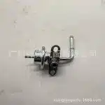 Fuel Pressure Regulator 23280-62030 for Toyota Land Cruiser VZJ95 5VZ-FE Engine